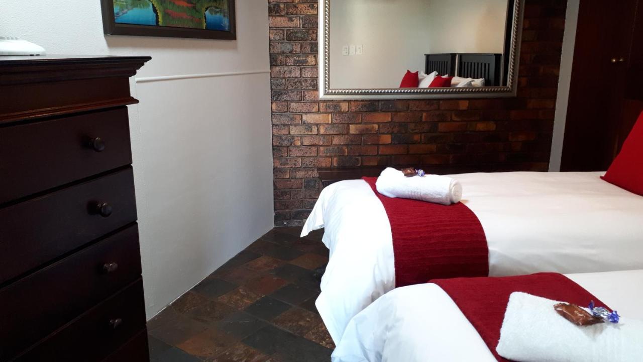 Blue Sea Guest House Източен Лондон Екстериор снимка