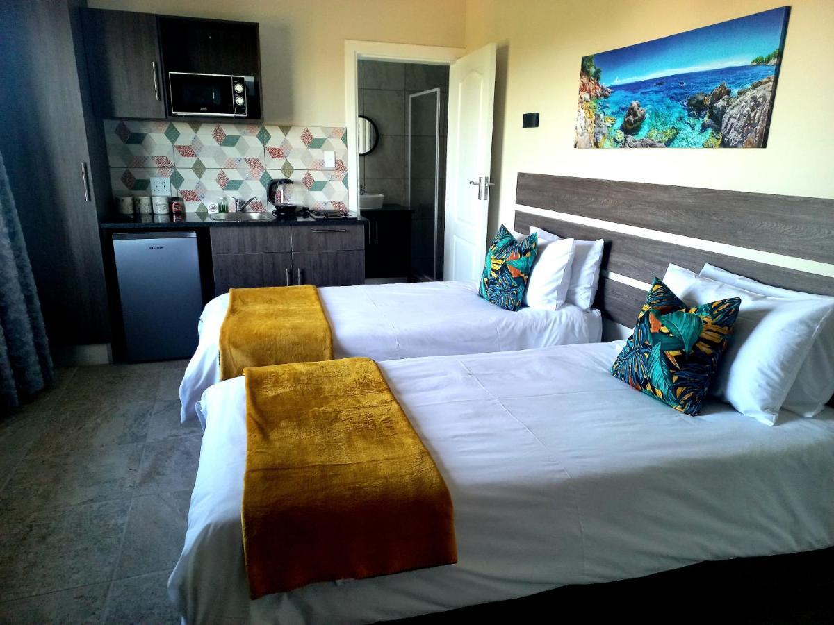 Blue Sea Guest House Източен Лондон Екстериор снимка