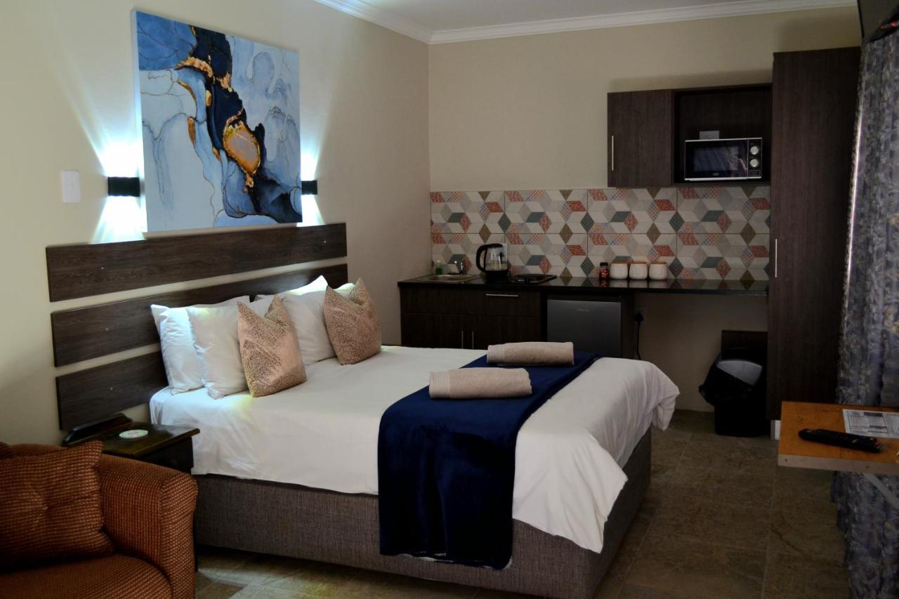 Blue Sea Guest House Източен Лондон Екстериор снимка