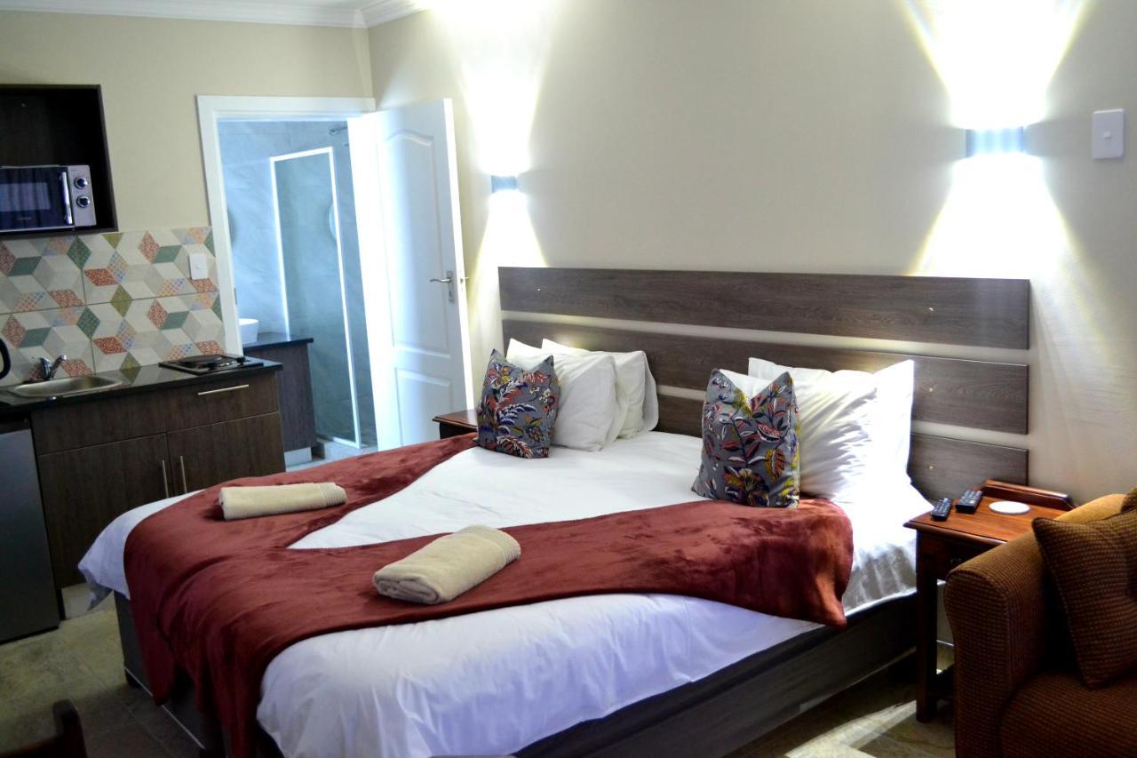 Blue Sea Guest House Източен Лондон Екстериор снимка