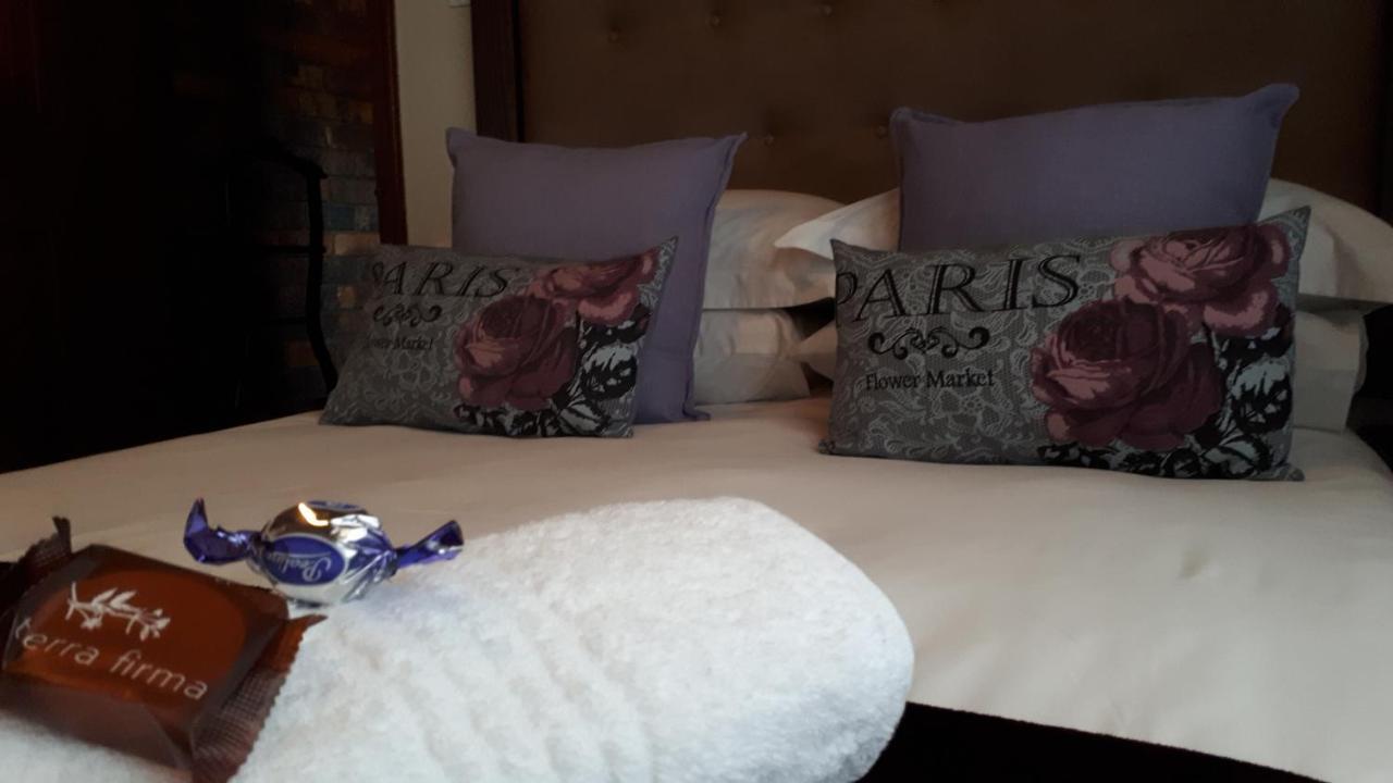 Blue Sea Guest House Източен Лондон Екстериор снимка