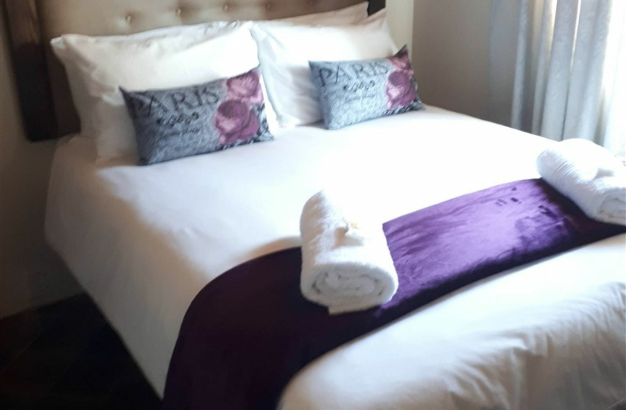 Blue Sea Guest House Източен Лондон Екстериор снимка