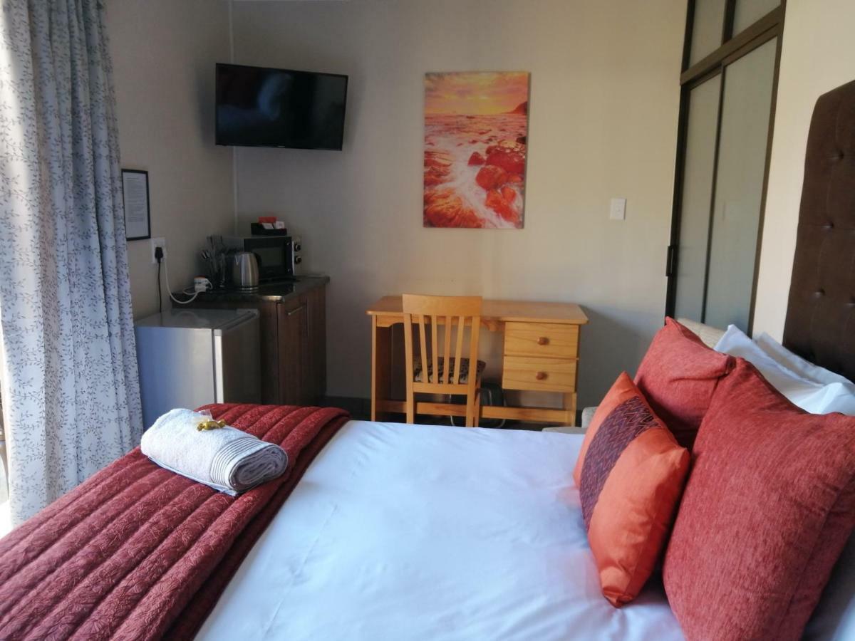 Blue Sea Guest House Източен Лондон Екстериор снимка